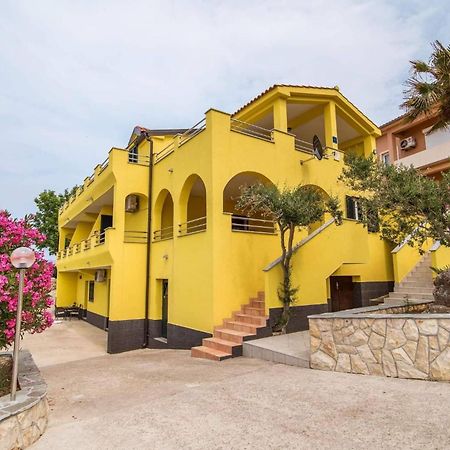 Sunce Apartamento Vrbnik Exterior foto
